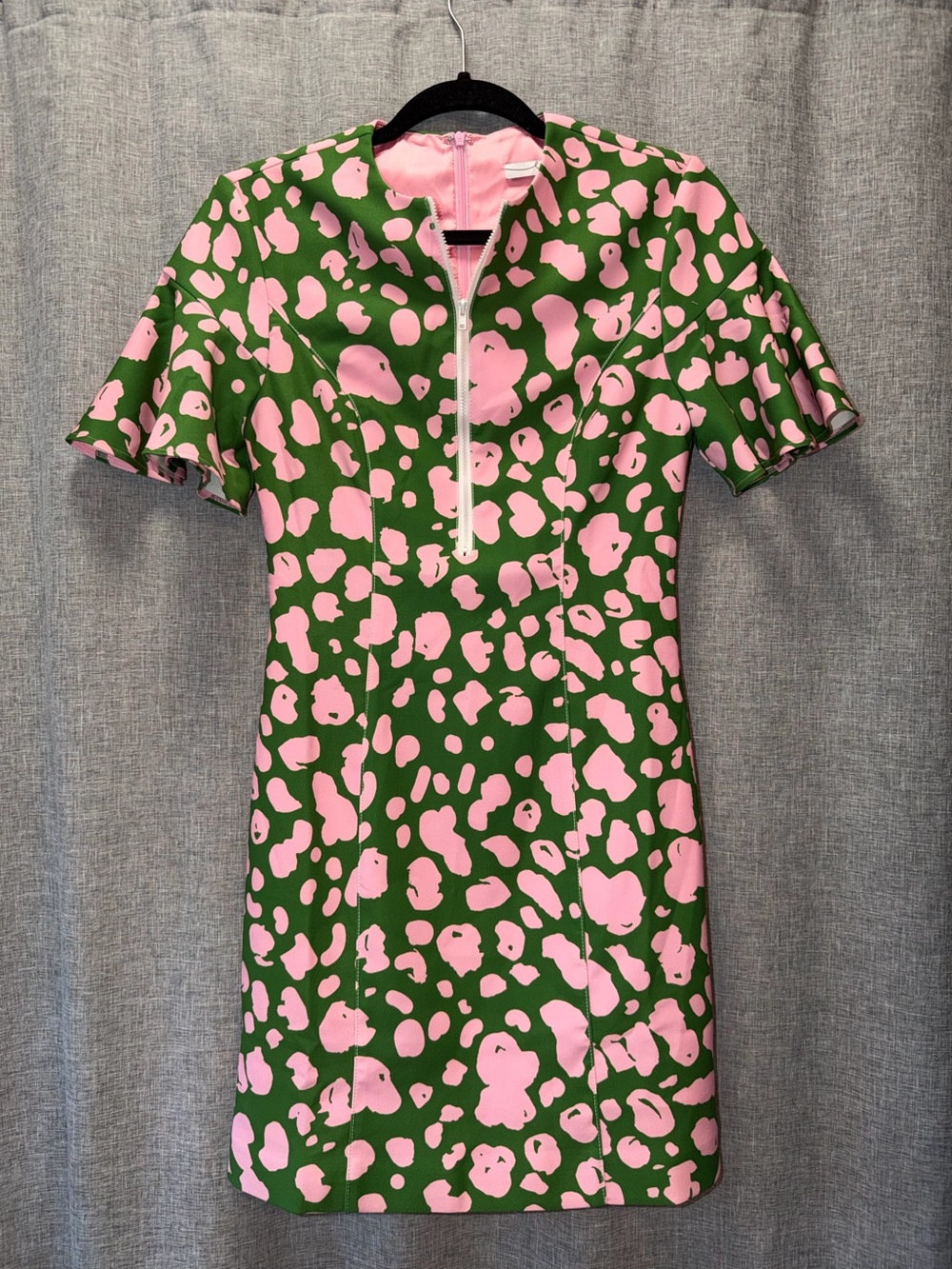By Egreis Green and Pink Printed Short Sleeve Dress Medium NWT